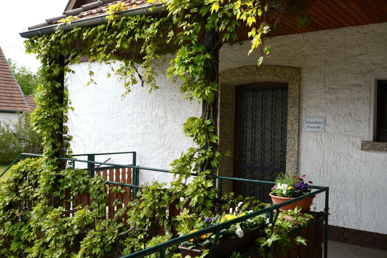 Ferienwohnung Pascale Mettlach Exteriör bild